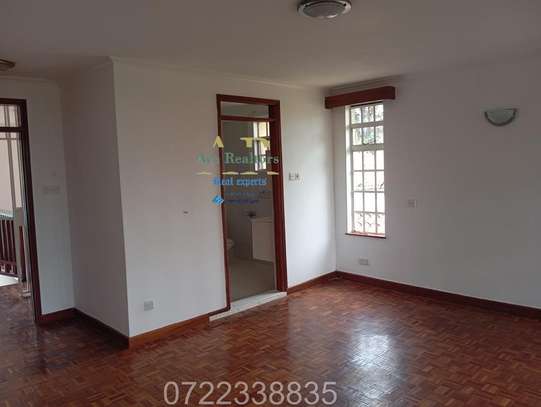 4 Bed Villa with En Suite at Nyari West Nairobi image 1