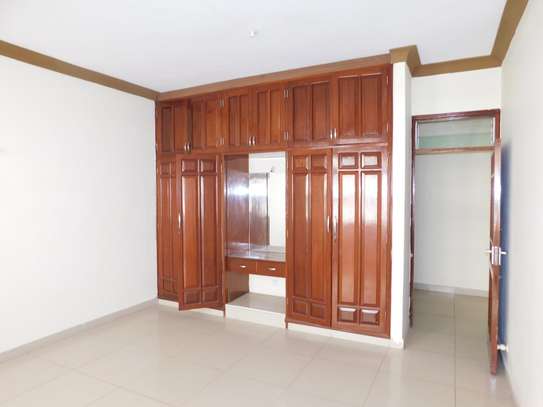 4 Bed Apartment with En Suite in Mombasa CBD image 16