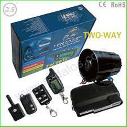 Tomahawk Tw-9010 Two Way Car Alarm with Engine Start/Stop image 1