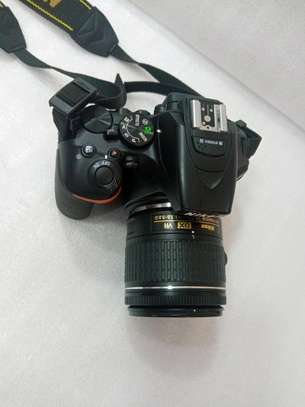 Nikon d5600 with 18-55mm lens image 3