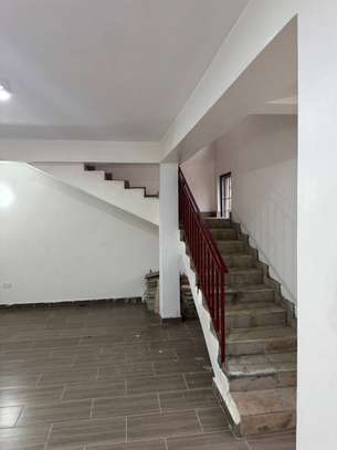3 Bed Townhouse with En Suite in Mtwapa image 14