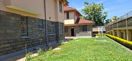 7 Bed House with En Suite in Runda image 16