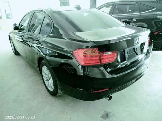 BMW 320i black image 5