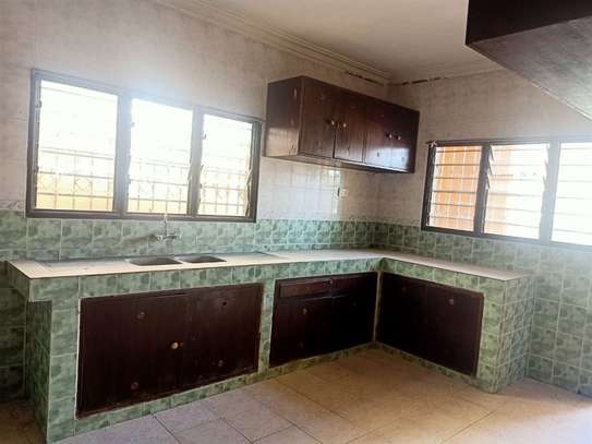 4 Bed Townhouse in Nyali Area image 14