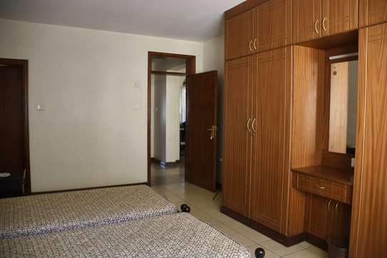 3 Bed Apartment with En Suite in Westlands Area image 9