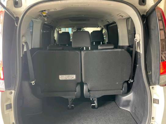 Toyota Noah SI White 2017 2wd image 7