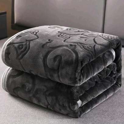 Quality gray double tensil soft blankets image 1