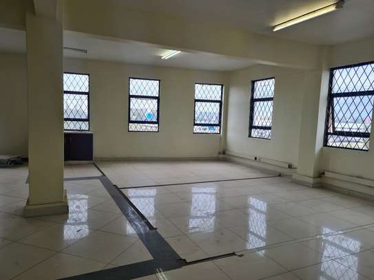 500 ft² Commercial Property with Aircon in Mombasa Road image 11