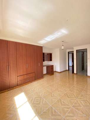 1 Bed Apartment with En Suite in Kileleshwa image 7