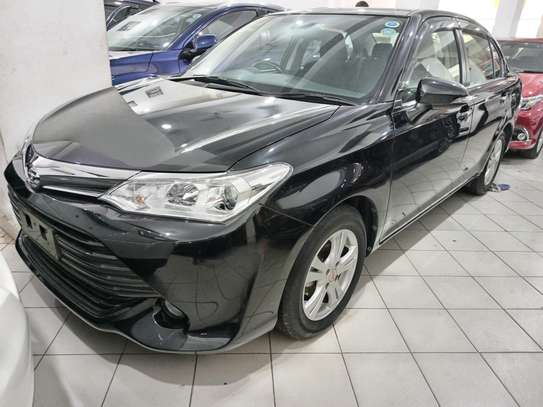 Toyota Axio G grade metallic black image 4