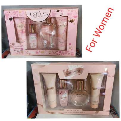 🔥 *New Arrival - 4in1 Perfume Sets (4pc sets)* 🔥 *FOR WOMEN image 1