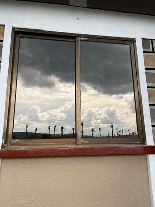 Aluminum sliding window & Glass image 4