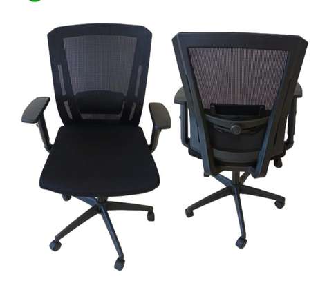 Executive office chairs image 3