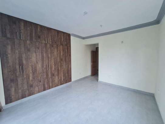 2 Bed Apartment with En Suite in Nyali Area image 22