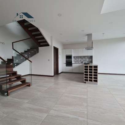 3 Bed Apartment with En Suite at Westlands image 16
