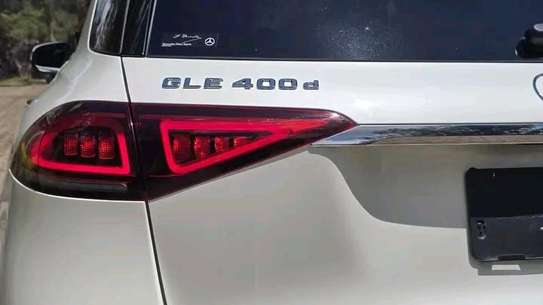 Mercedes benz GLE400d 2020model image 3