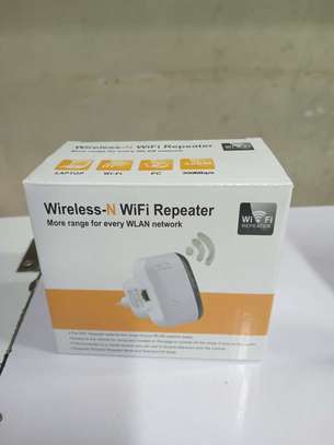 300Mbps Wireless-N WIFI Repeater Range Expander image 3
