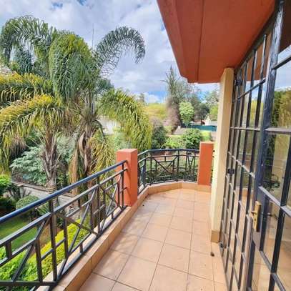4 Bed Townhouse with En Suite in Kilimani image 10