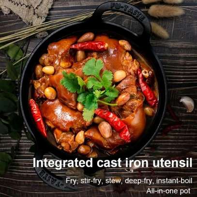 *Pre-seasoned Pure Cast Iron Flat Bottom Wok with Wooden Lid image 5