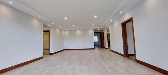 3 Bed Apartment with En Suite at Rhapta Rd image 5