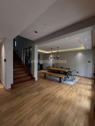 4 Bed Townhouse with En Suite in Lavington image 6