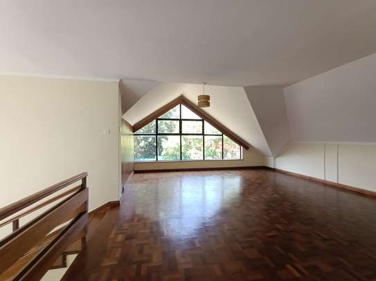 5 Bed Villa with En Suite in Lavington image 10