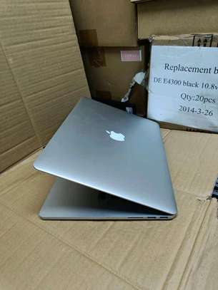MacBook Pro A1398 coi7 5th gen 16gb ram 512ssd image 1
