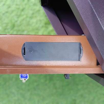 Safe Box: 40kgs Fireproof Design, Secure Locking System image 3