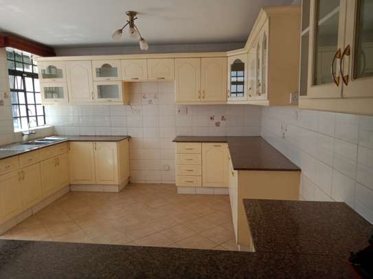 4 Bed Villa with En Suite at Brookside Area image 17