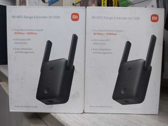 XIAOMI Mi WiFi Range Extender AC1200. image 2