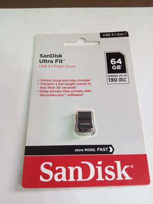 Sandisk USB Memory 64GB USB 3.1 Ultra Small Ultra Fit SDCZ43 image 1