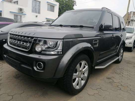 Land-rover Discovery 4 image 10