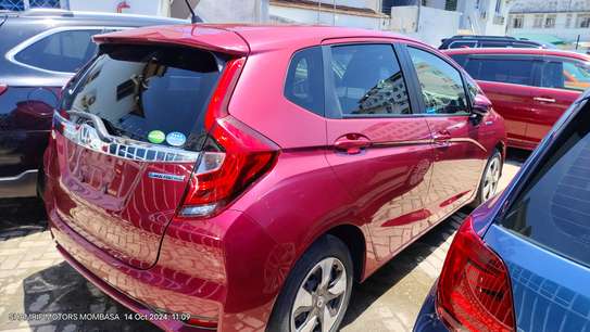 Honda fit hybrid maroon 2018 image 9