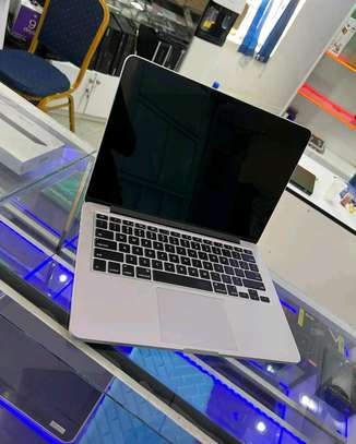 MacBook pro image 7