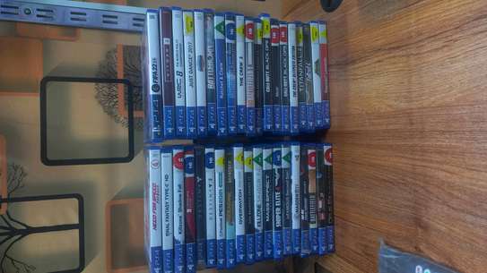 Ps4 used games image 1
