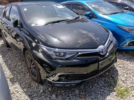 Toyota Auris hybrid black image 7