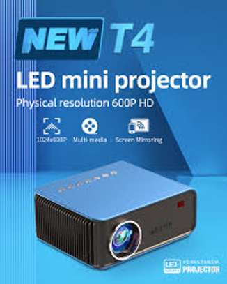 T4 Wireless portable mini projector image 3