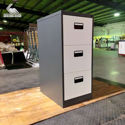 Office Cabinet : 3-Drawer Steel Filing Cabinet image 2
