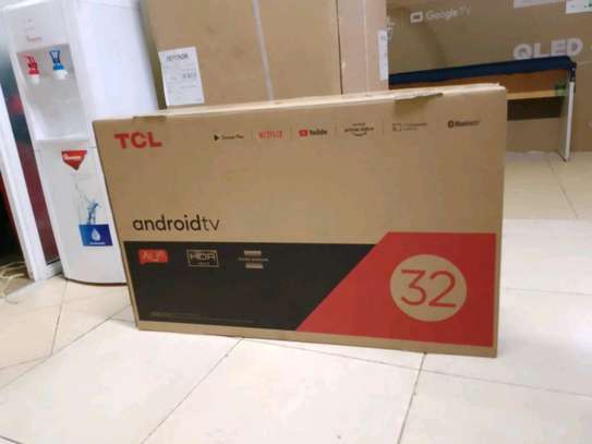 Brand New 32 TCL Smart Frameless TV - Super sale image 2