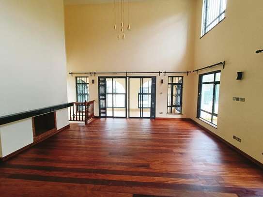 6 Bed Townhouse with En Suite in Kyuna image 4