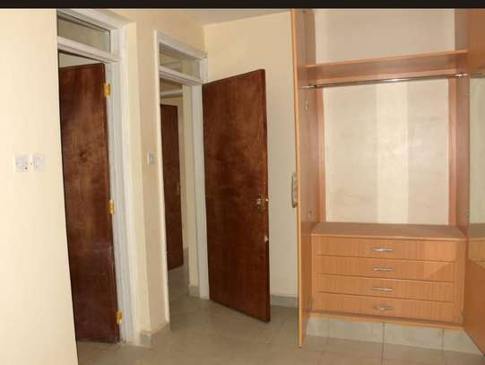 Serviced 2 Bed Apartment with En Suite at Mombasa Road image 2