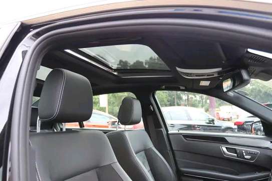 2016 Mercedes Benz E250 panoramic sunroof image 5