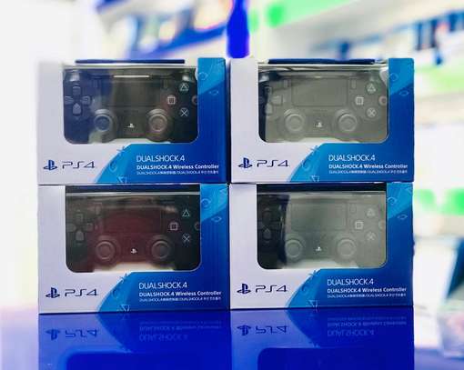 Official Sony PS4 Dualshock 4 Wireless Controller - NEW image 1