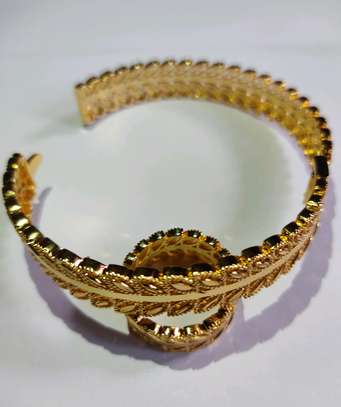 Luxury women leaf design ring and bracelet image 1