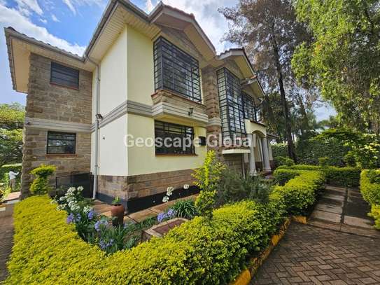 5 Bed House with En Suite in Rosslyn image 10