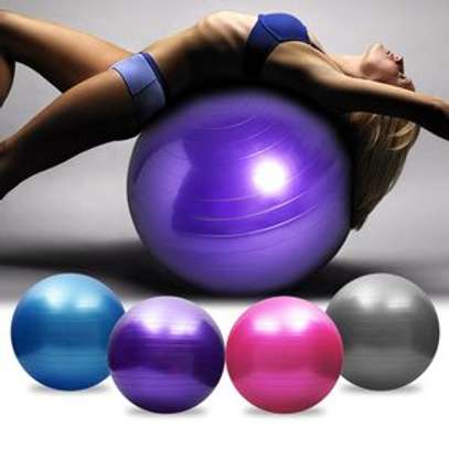 85CM Anti-Burst Yoga/Gym Ball With Free Pump image 2