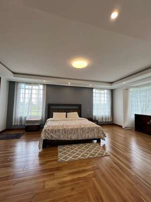 4 Bed House with En Suite in Runda image 5