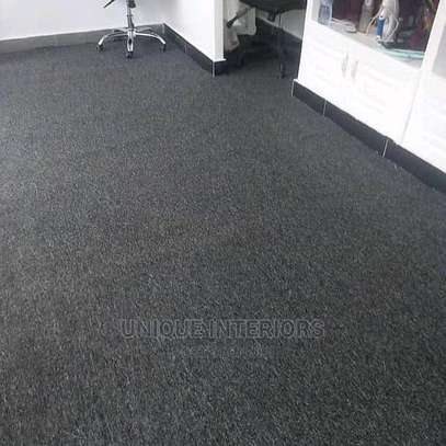 Nice and Latest Wall to wall carpets image 2