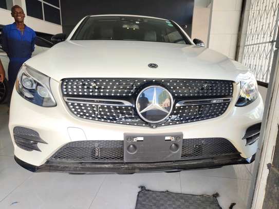 Mercedes Benz GLC250 2018 white image 1
