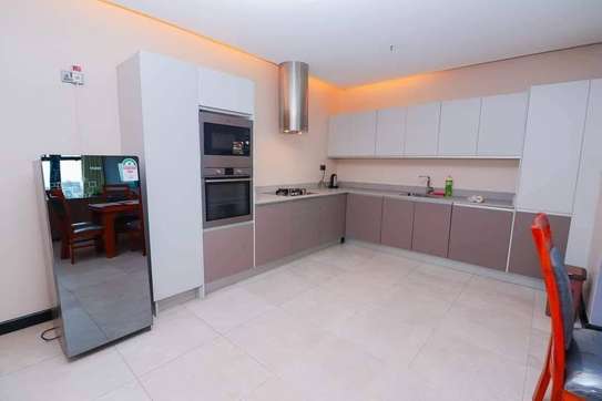 Serviced 2 Bed Apartment with En Suite at Westlands image 8